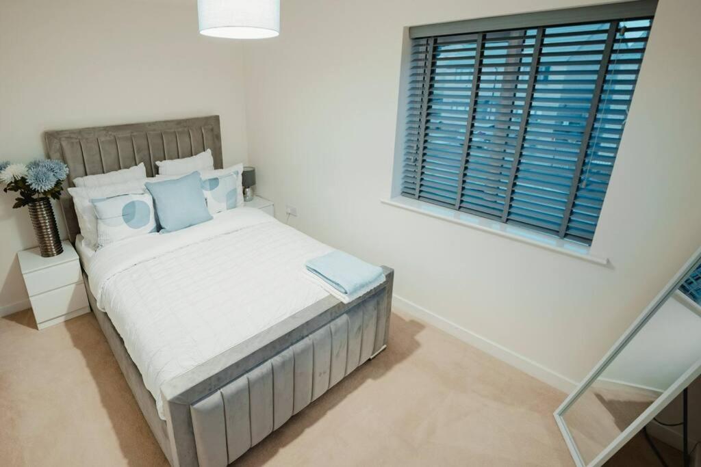 Willow Heights Modern 5-7 Persons/3 Bed Detached 罗瑟勒姆 外观 照片