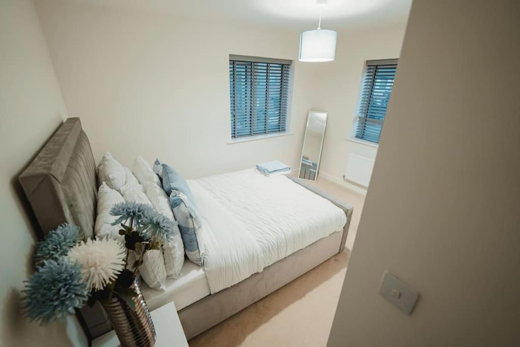 Willow Heights Modern 5-7 Persons/3 Bed Detached 罗瑟勒姆 外观 照片