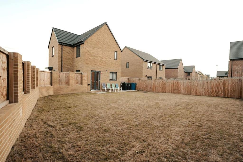 Willow Heights Modern 5-7 Persons/3 Bed Detached 罗瑟勒姆 外观 照片