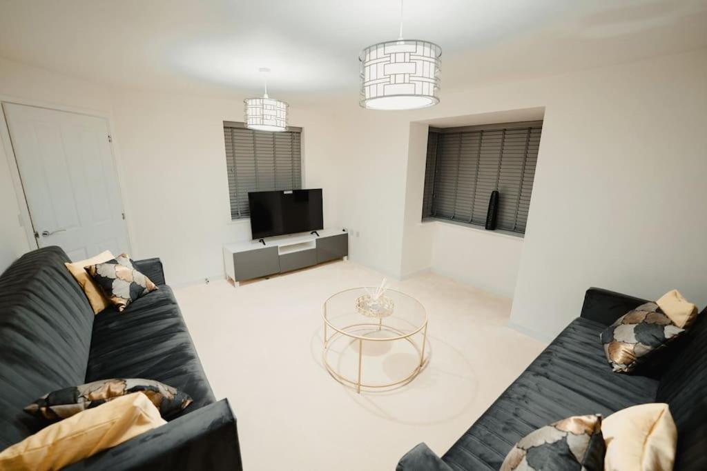 Willow Heights Modern 5-7 Persons/3 Bed Detached 罗瑟勒姆 外观 照片