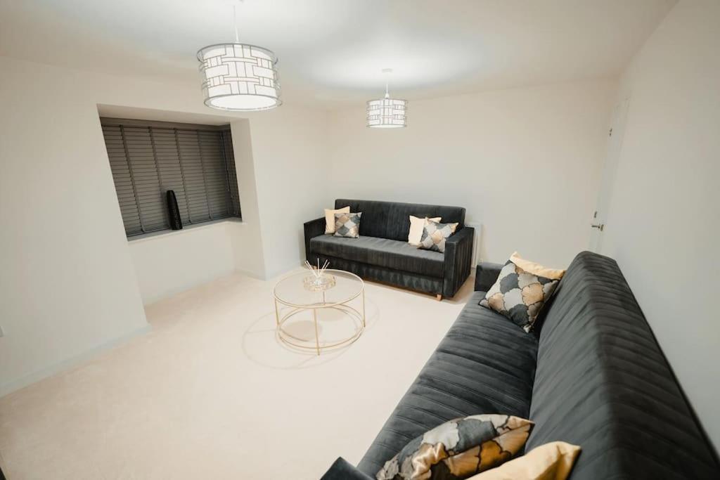 Willow Heights Modern 5-7 Persons/3 Bed Detached 罗瑟勒姆 外观 照片